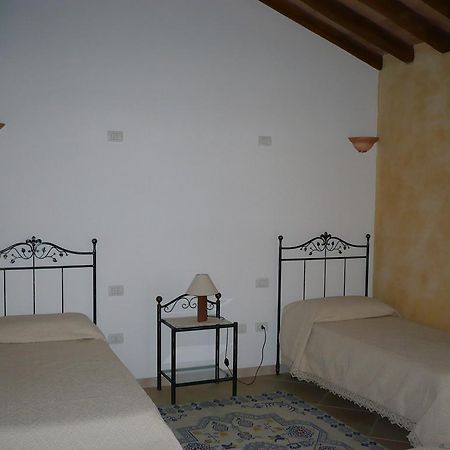 Lu Rotu Villa Sant'Antonio di Gallura Eksteriør bilde
