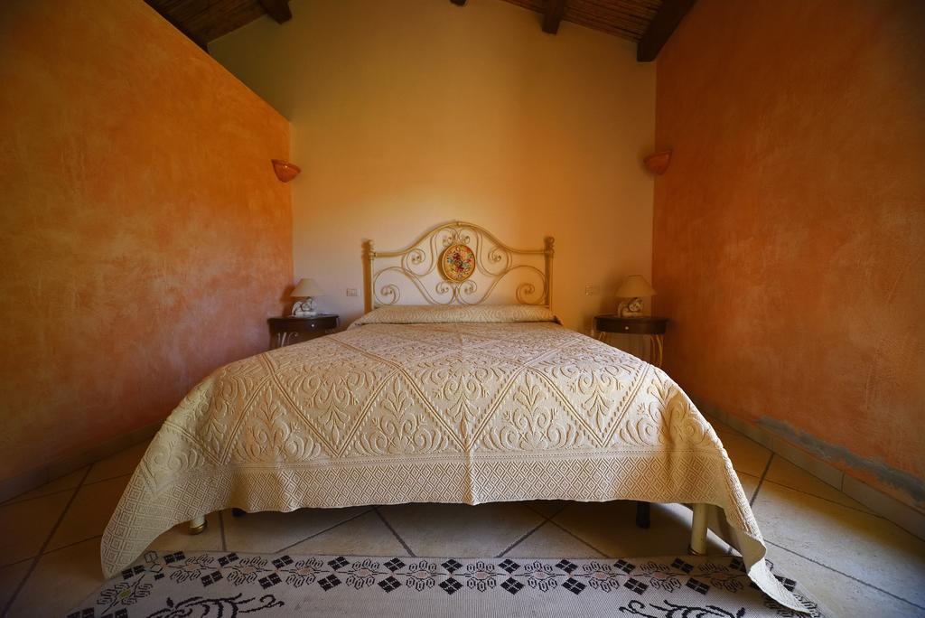 Lu Rotu Villa Sant'Antonio di Gallura Eksteriør bilde